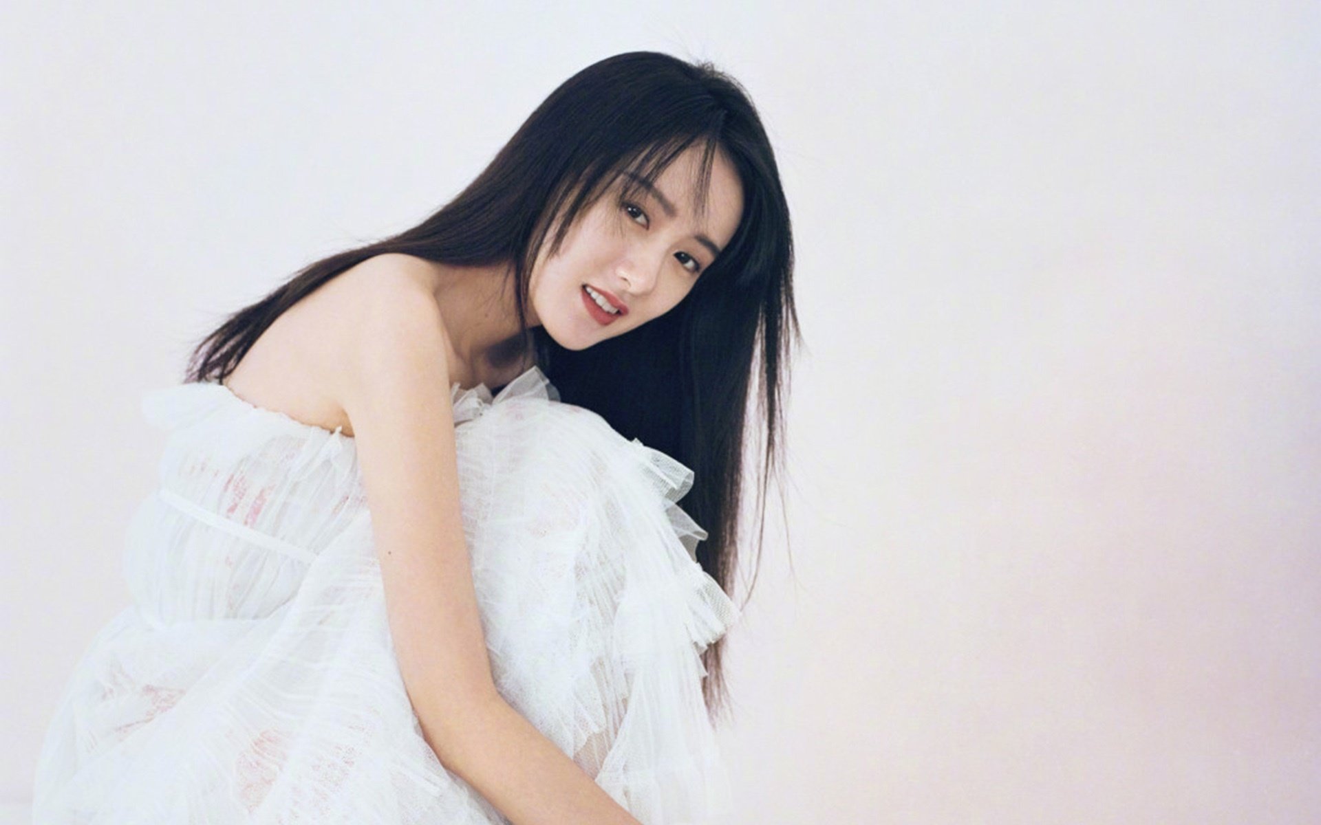 FB体育下载-_城市光影跑:用光色串联你的运动瞬间_,城市光影说说