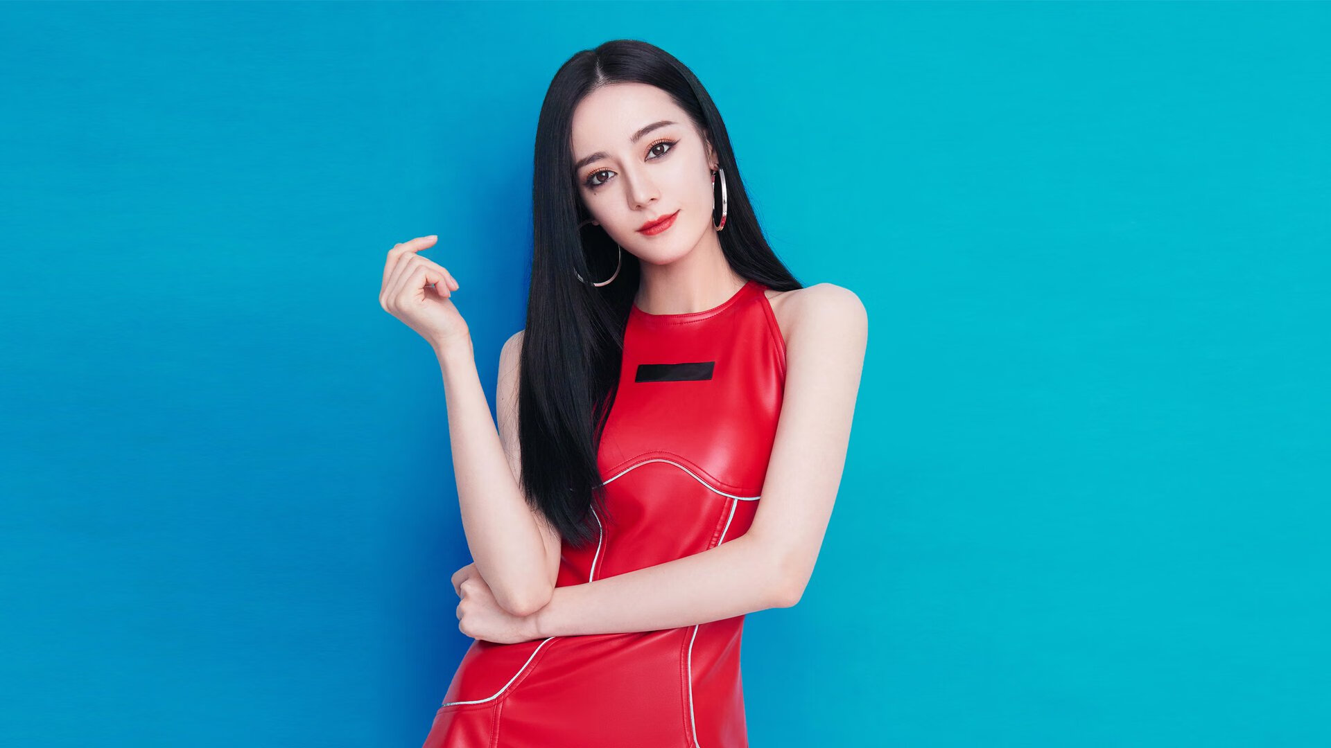 FB体育官网平台-“德甲最后冲刺，冠军悬念逐戳升温”，德甲冠军2021