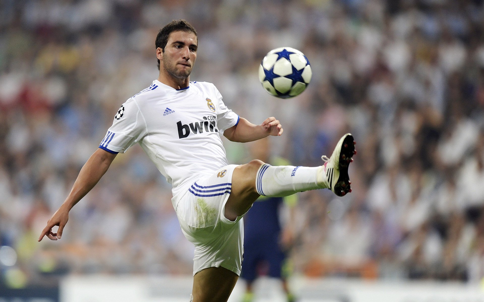 fb体育全站-“科比的奇迹:那些令人震撼的场上细节”,科比创造了好多奇迹